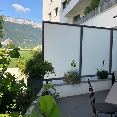 Apartmán Le Confort Terrasse & Parking Prive Annecy